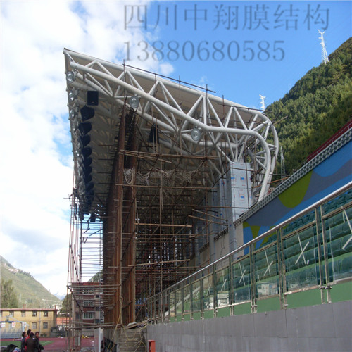 云南看台膜布局